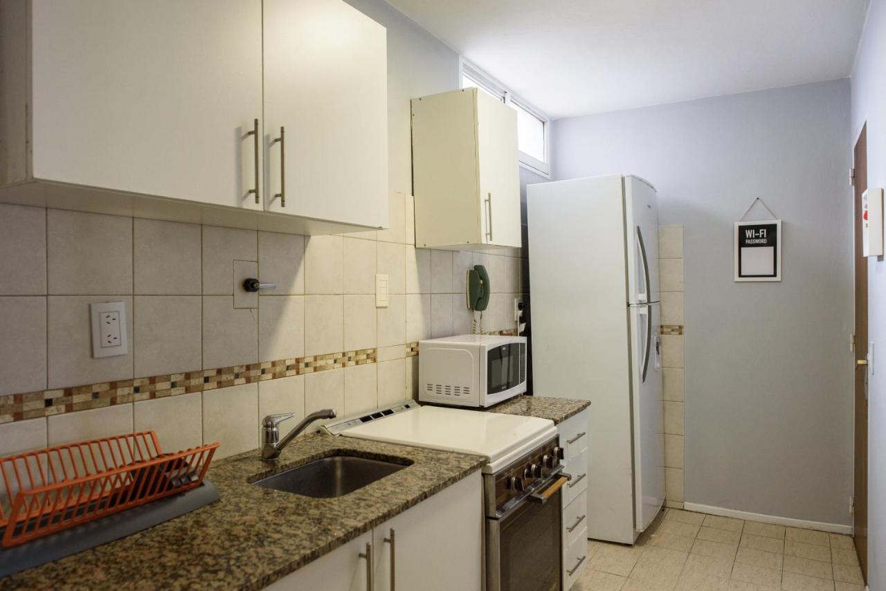 コルドバ2 Dorm Sobre Av Hipolito Yrigoyenアパートメント エクステリア 写真